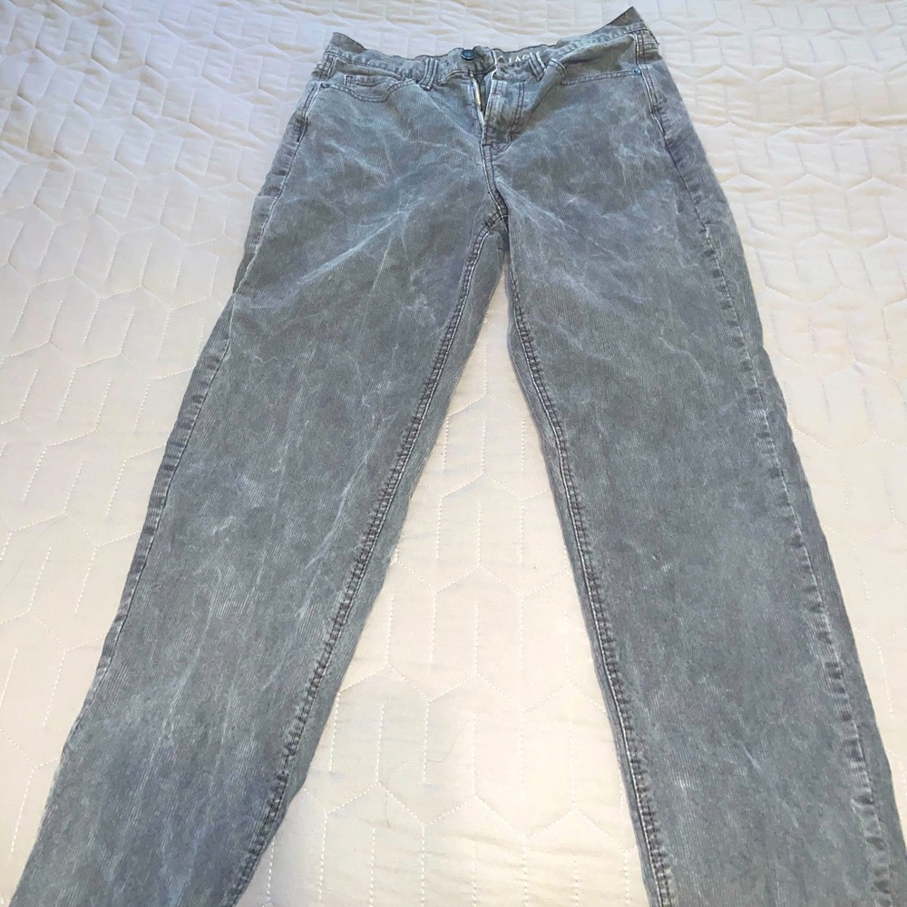 American Eagle Mom Jeans